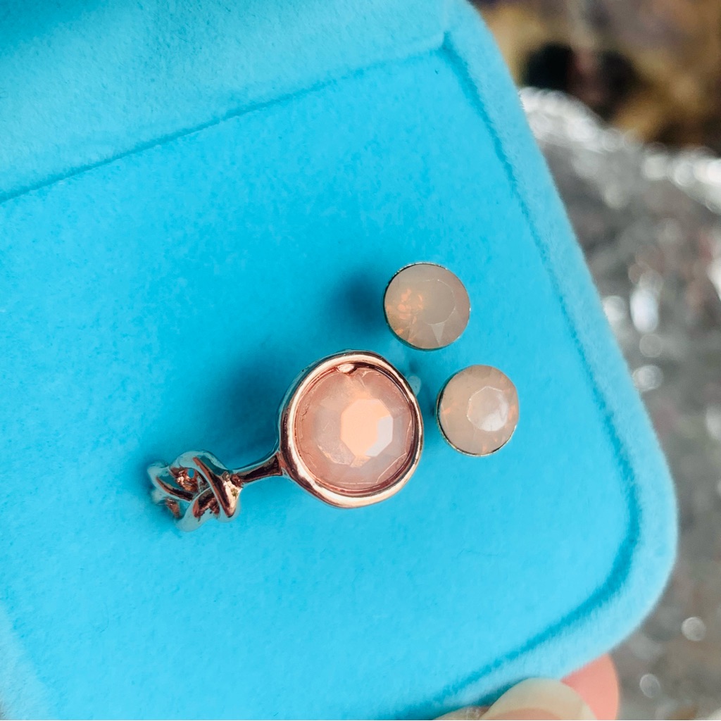 Knot Rose Gold Rose Diamond Cut Stone Bezel Ring 7 Earrings Set